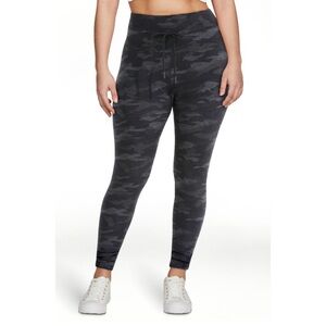 No Boundaries Black Camouflage Leggings
